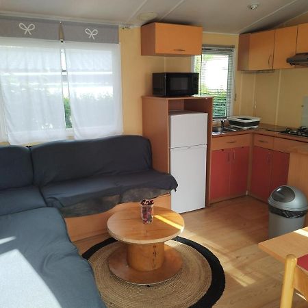 Mobil-Home Coin De Paradis En Cote D'Opale Sur Terrain Prive Et Sa Caravane Hermelinghen Ngoại thất bức ảnh